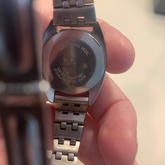 TIMEX Women’s watch—gently loved - Picture 5 of 5